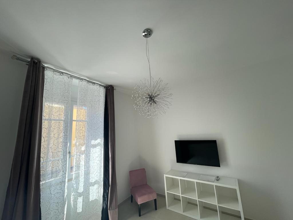 Xoxo Cagliari Apartment Luaran gambar