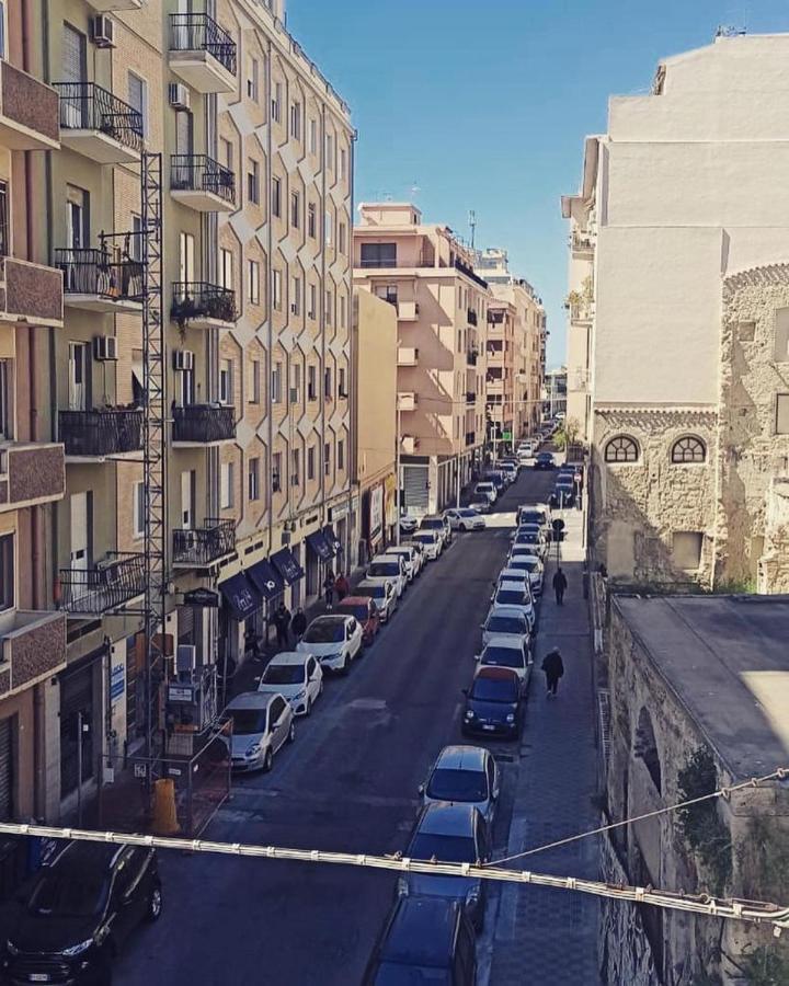Xoxo Cagliari Apartment Luaran gambar